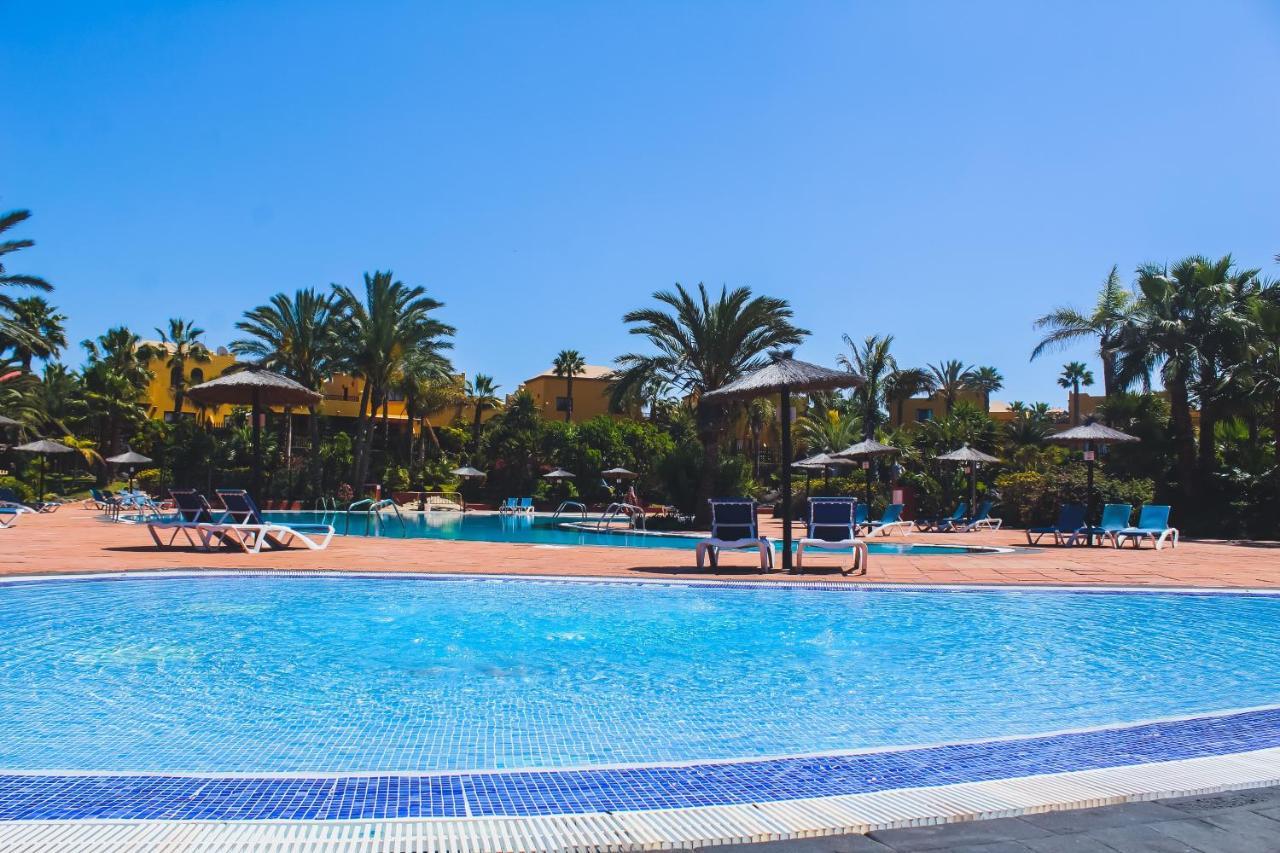 Oasis Fuerteventura Beach Apartments Corralejo Exterior photo